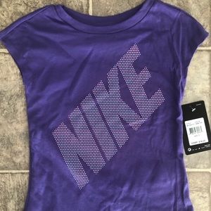 NWT Nike Girls Short Sleeve Shirt Size 5